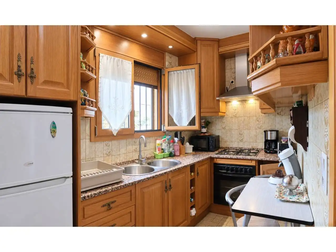Chalet con piscina en venta en Calle gardènies 1, imagen 4