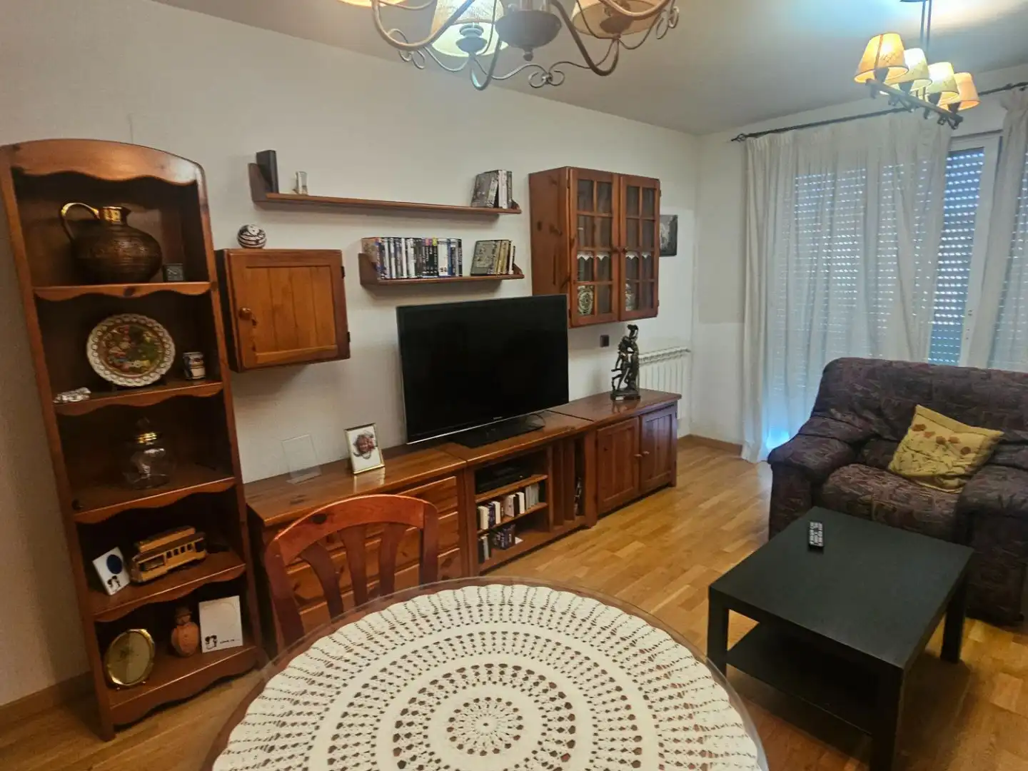 Sala d'estar de Pis en venda en Linares amb Aire condicionat i Balcó