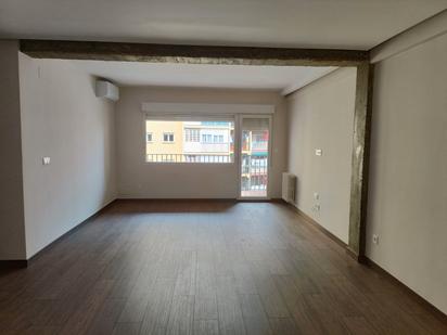 Living room of Flat for sale in  Zaragoza Capital  with Air Conditioner and Terrace
