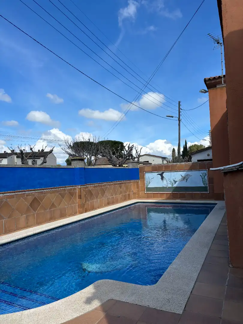 Piscina de Casa o chalet en venta en Fortià con Aire acondicionado, Calefacción y Jardín privado