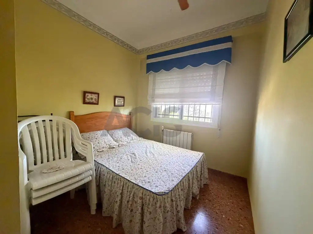 Dormitori de Casa o xalet en venda en Alberic amb Jardí privat, Terrassa i Piscina