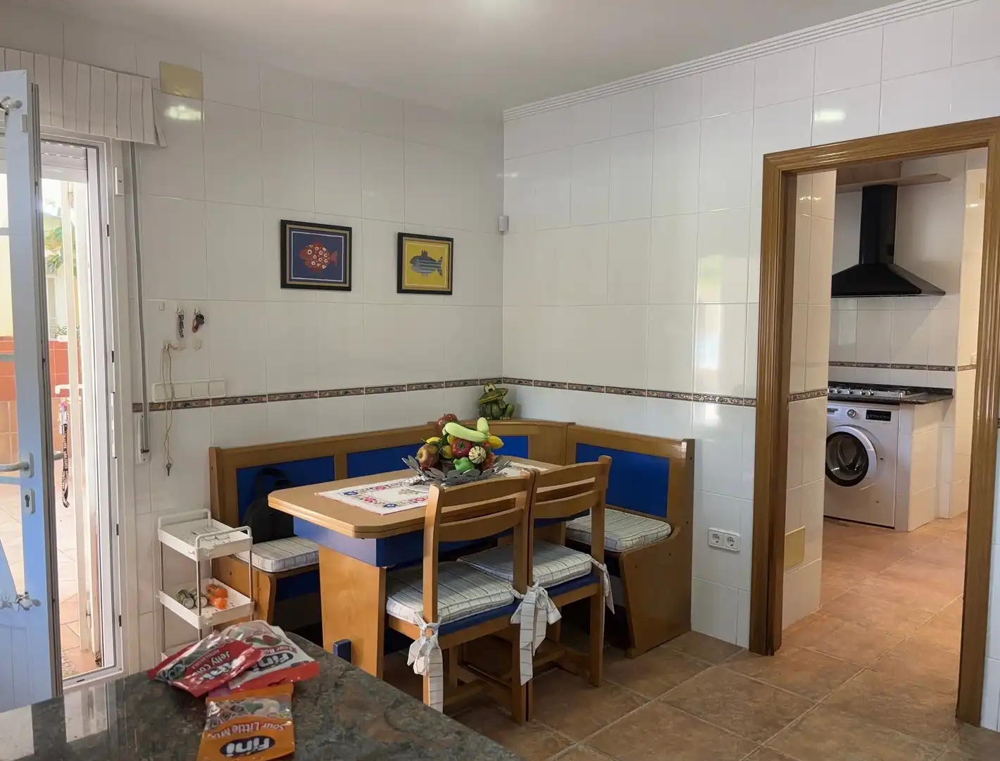 Esszimmer von Erdgeschoss zum Verkauf in La Manga del Mar Menor mit Klimaanlage, Privatgarten und Schwimmbad