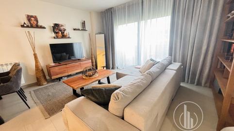 Foto 2 de Pis en venda a  Alba Rosa, 20, Olot, Girona