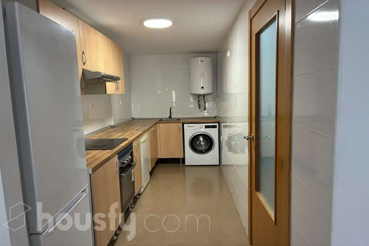 Cuina de Pis de lloguer en Sagunto / Sagunt amb Parquet, Moblat i Balcó