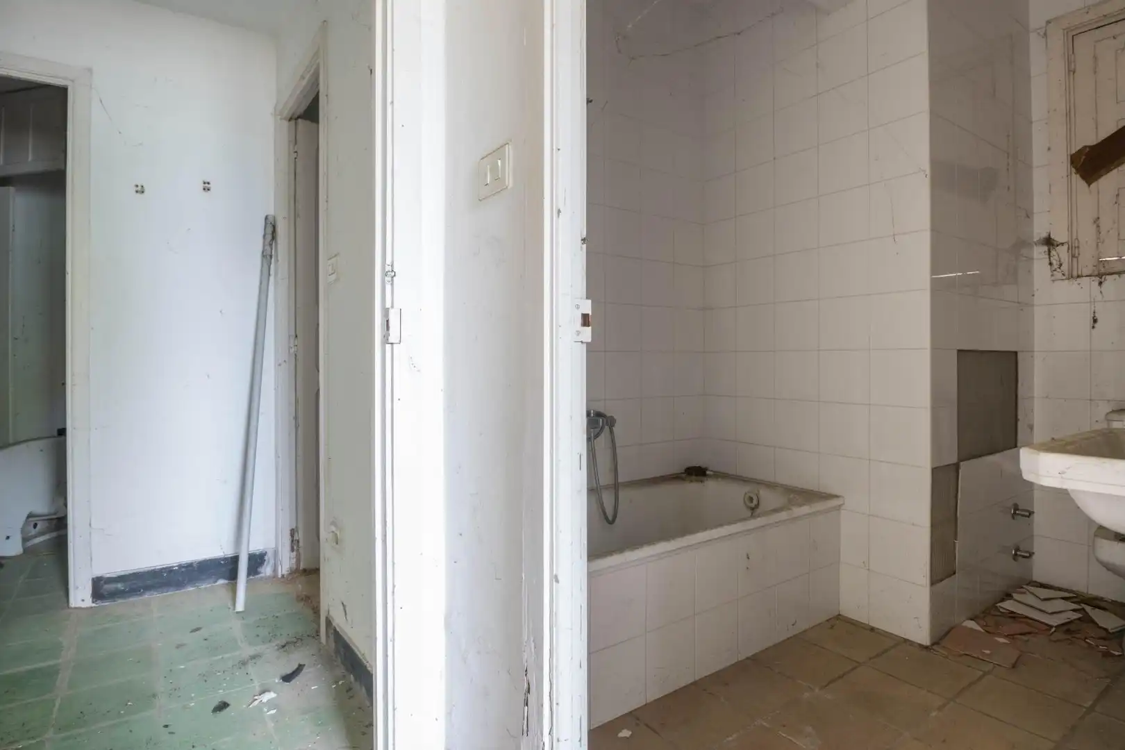 Bany de Casa o xalet en venda en Cambre  amb Terrassa