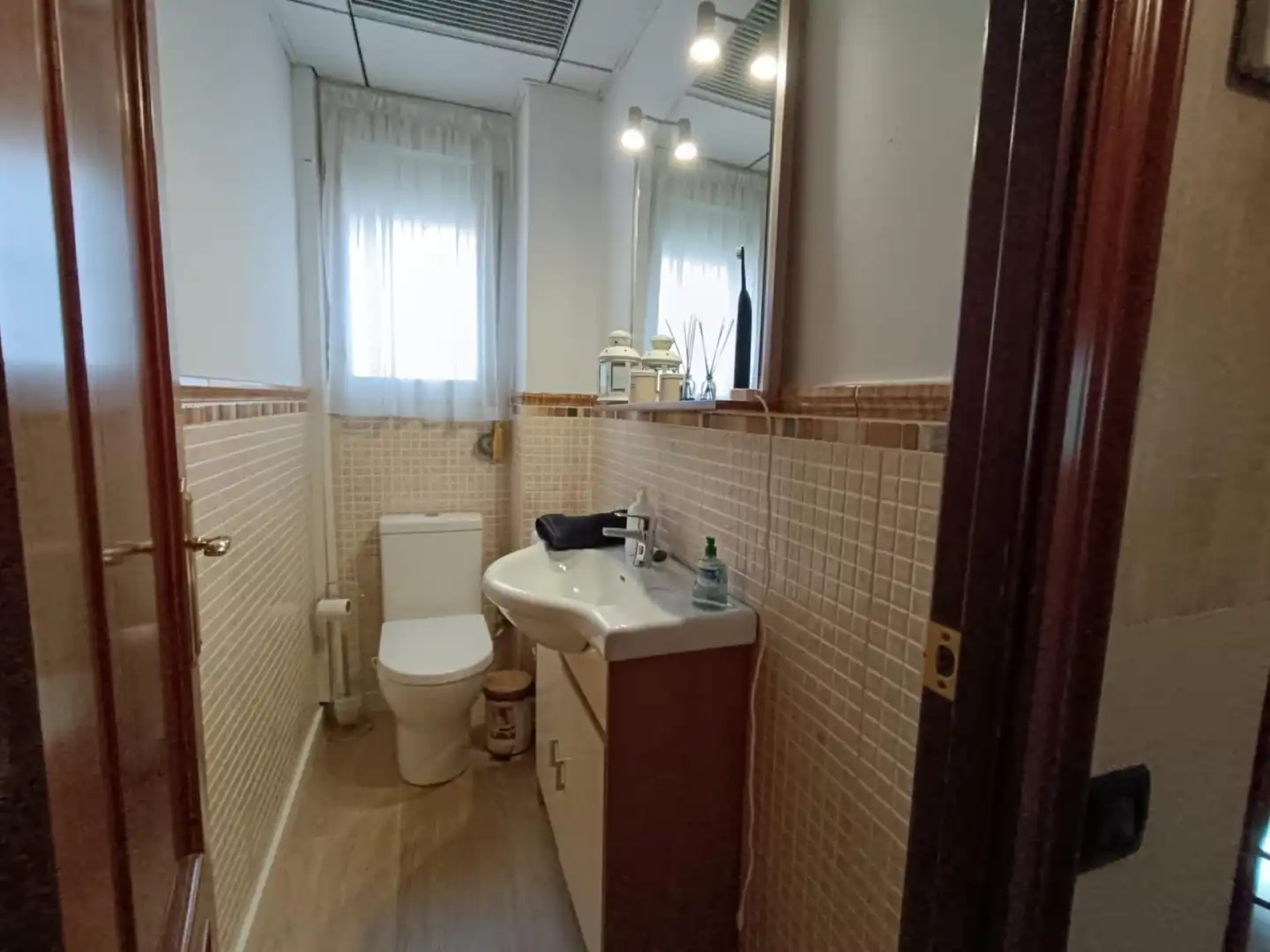 Badezimmer von Einfamilien-Reihenhaus zum Verkauf in Reus mit Heizung