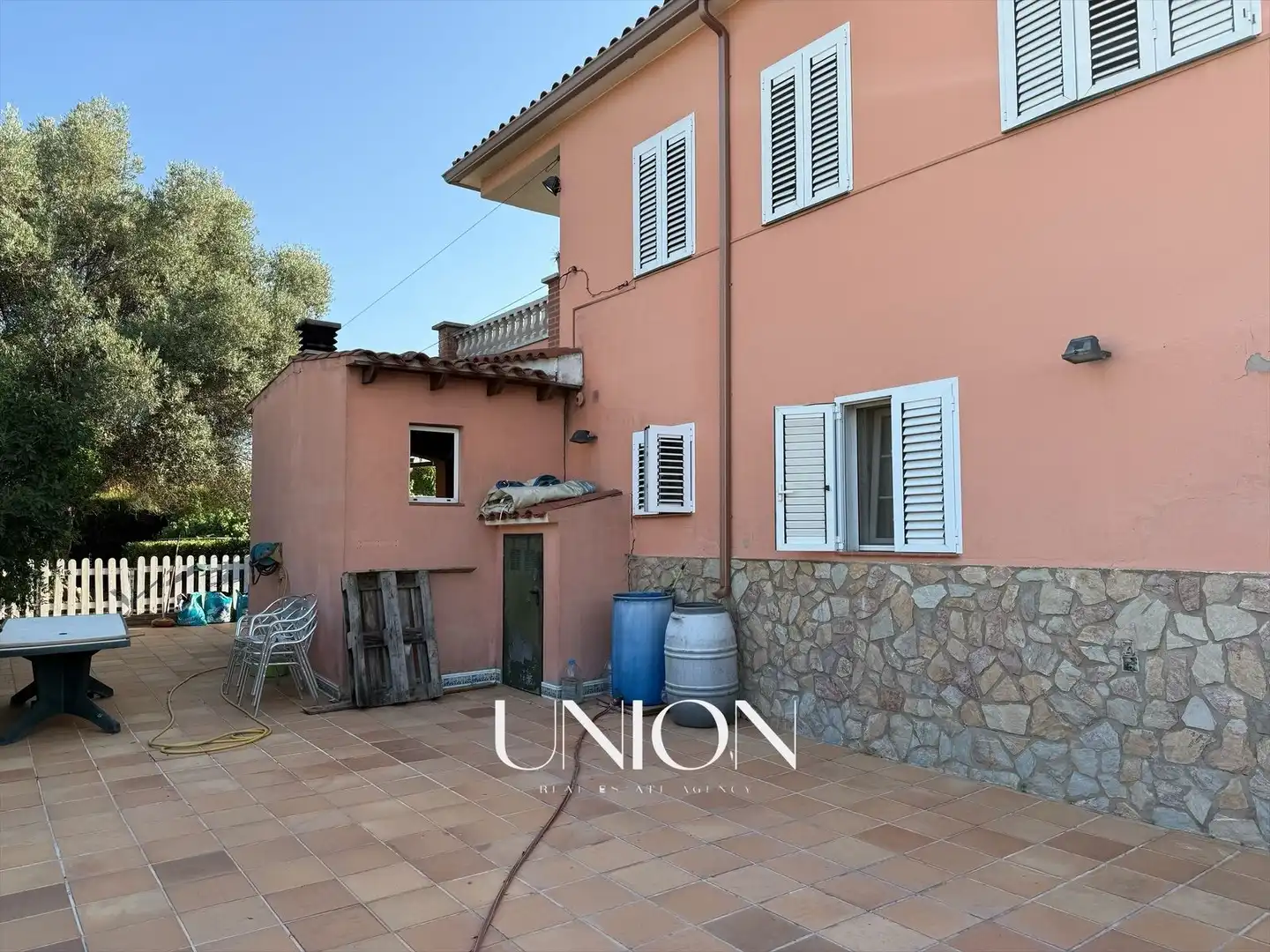 Vista exterior de Casa o xalet en venda en Caldes de Malavella amb Aire condicionat, Calefacció i Jardí privat