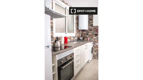 Photo 3 of Apartment to share in Marxalenes, Valencia