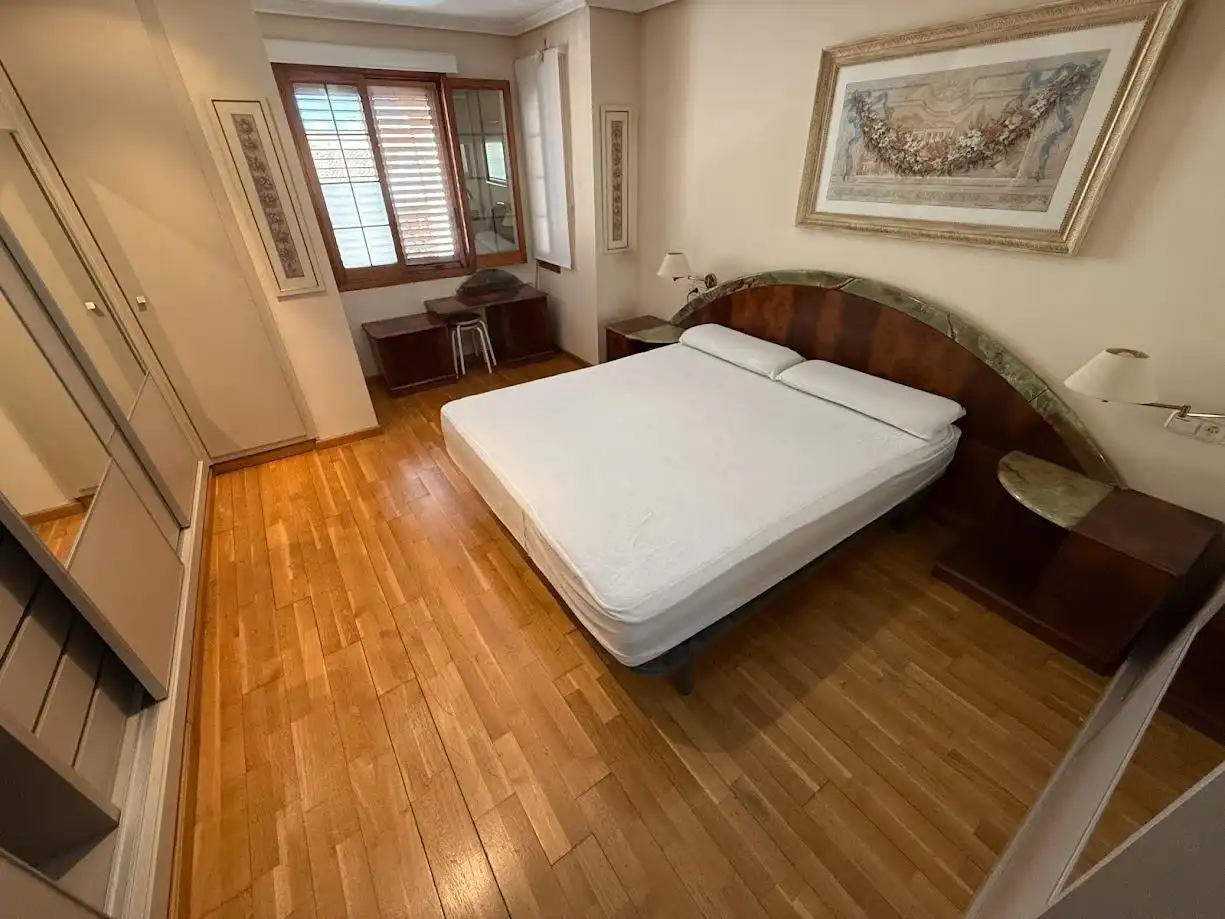 Habitación de Piso en venta en Mislata con Aire acondicionado, Calefacción y Balcón