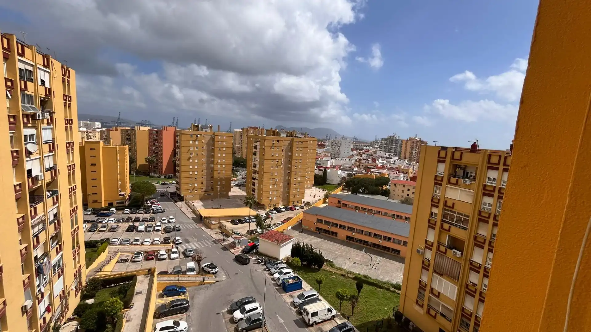 Exterior view of Flat for sale in Algeciras