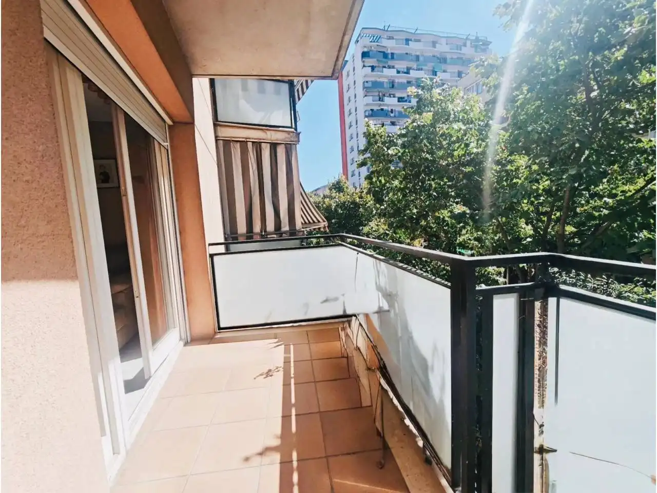 Balcony of Flat for sale in Centre
