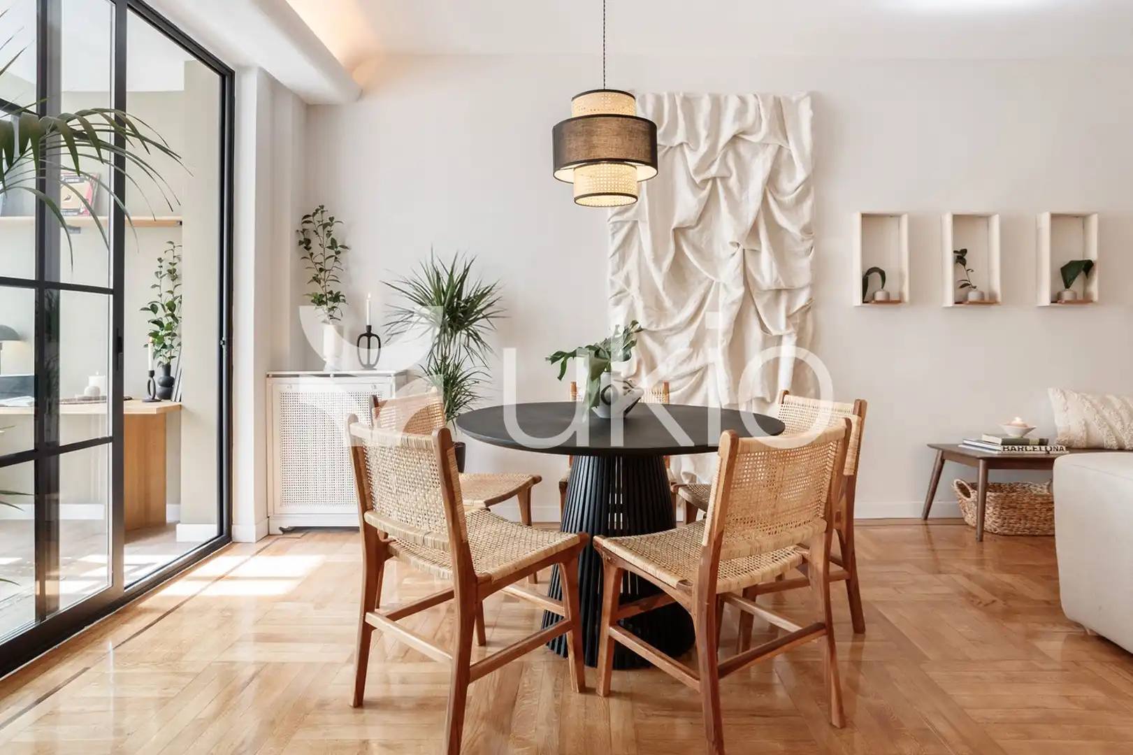 Dining room of Apartments for rent in Madrid  with Air Conditioner, Heating and Terrace