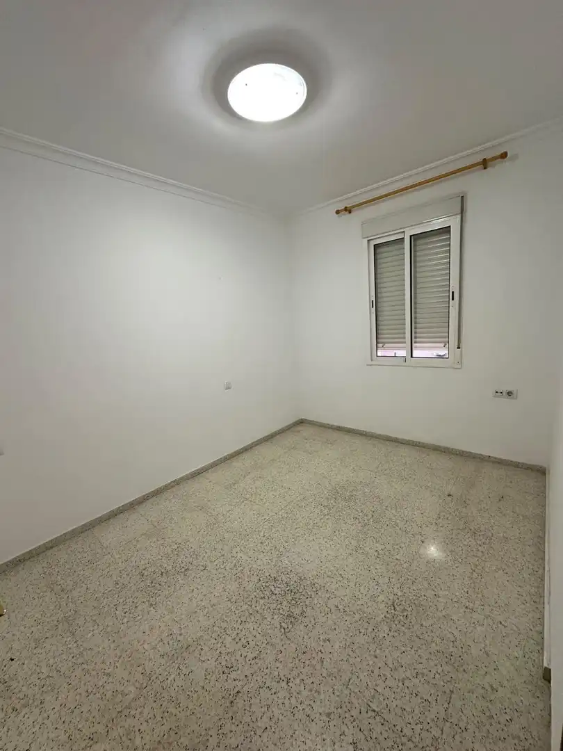Habitación de Piso en venta en Sevilla con Aire acondicionado y Terraza