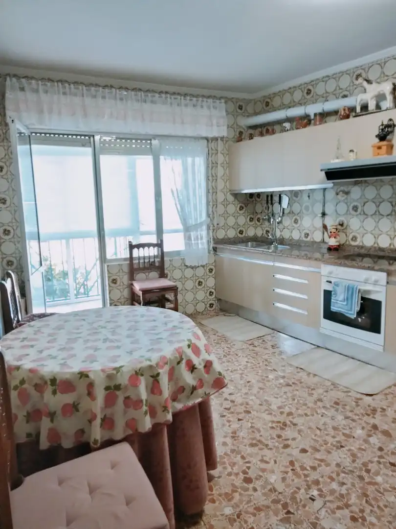 Cuina de Casa o xalet en venda en Manganeses de la Polvorosa amb Moblat