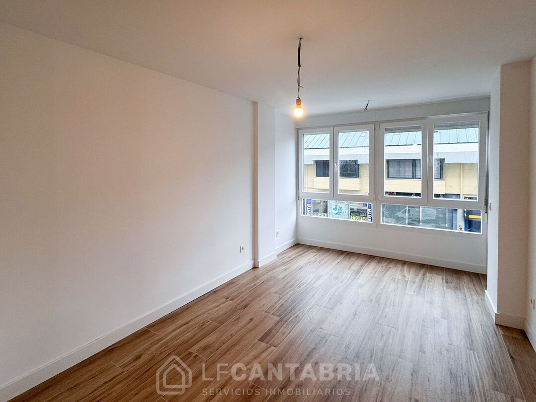 Bedroom of Flat for sale in Santander  with Heating