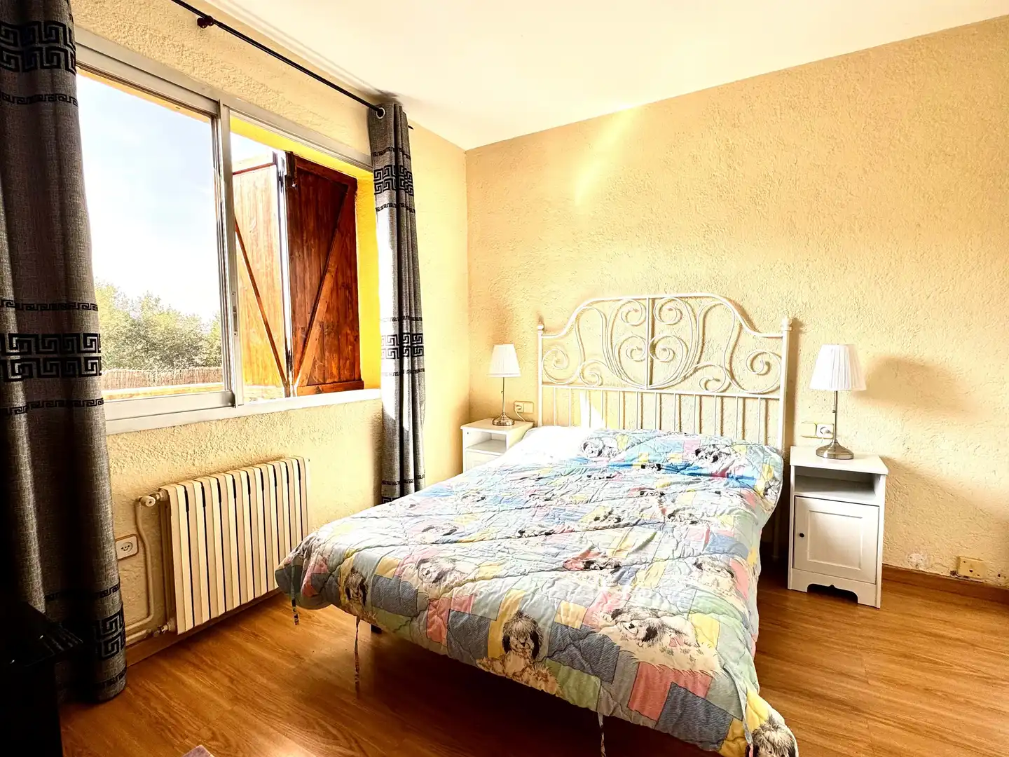 Habitación de Casa o chalet en venta en Calafell con Calefacción, Terraza y Piscina