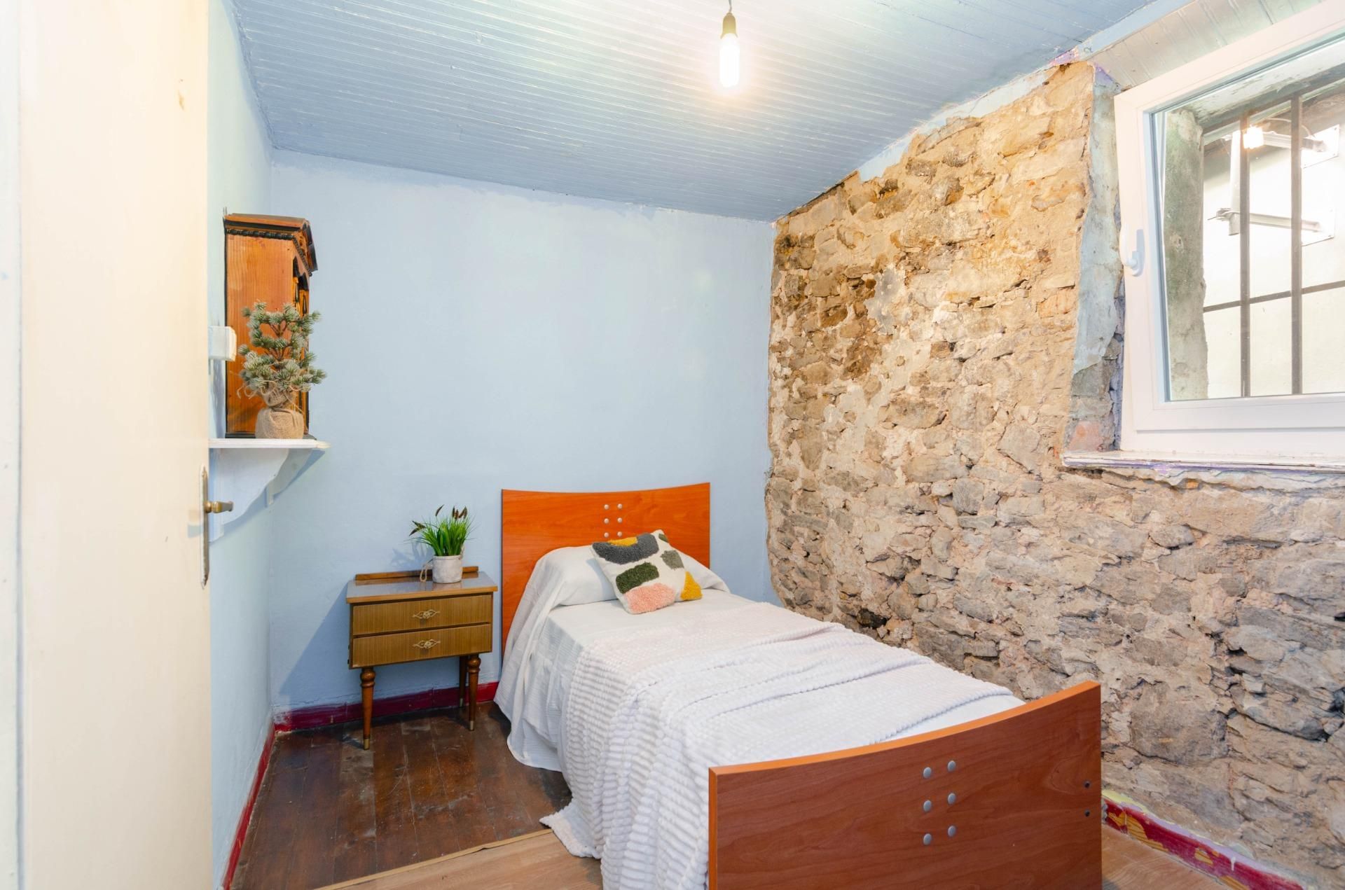 Bedroom of Houses for sale in Morcín  with Storage room