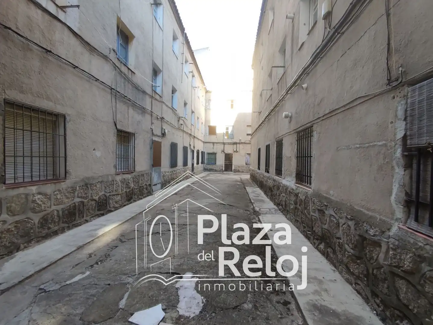 Exterior view of Buildings for sale in Talavera de la Reina