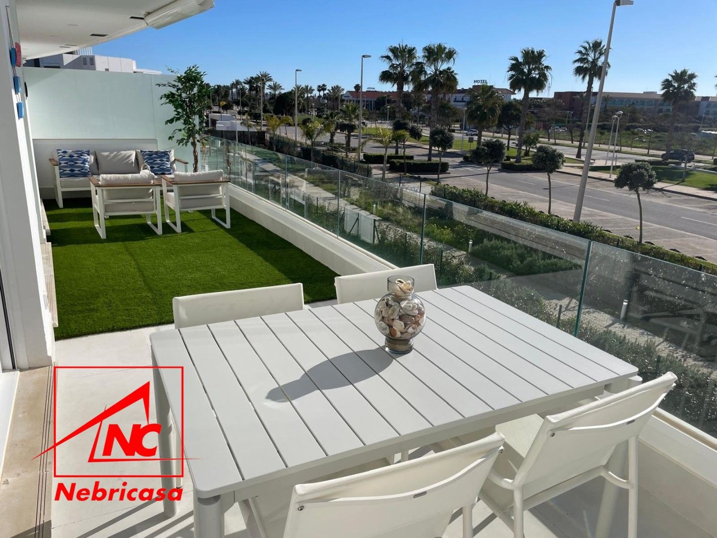 Terrassa de Pis de lloguer en Chipiona amb Aire condicionat, Terrassa i Piscina