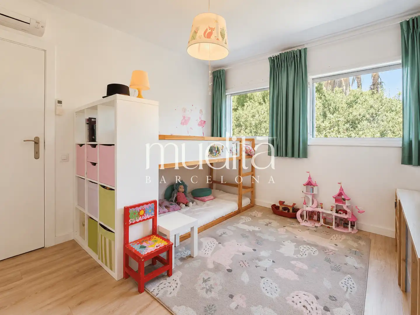 Habitación de Casa o chalet en venta en Roda de Berà con Calefacción, Jardín privado y Terraza