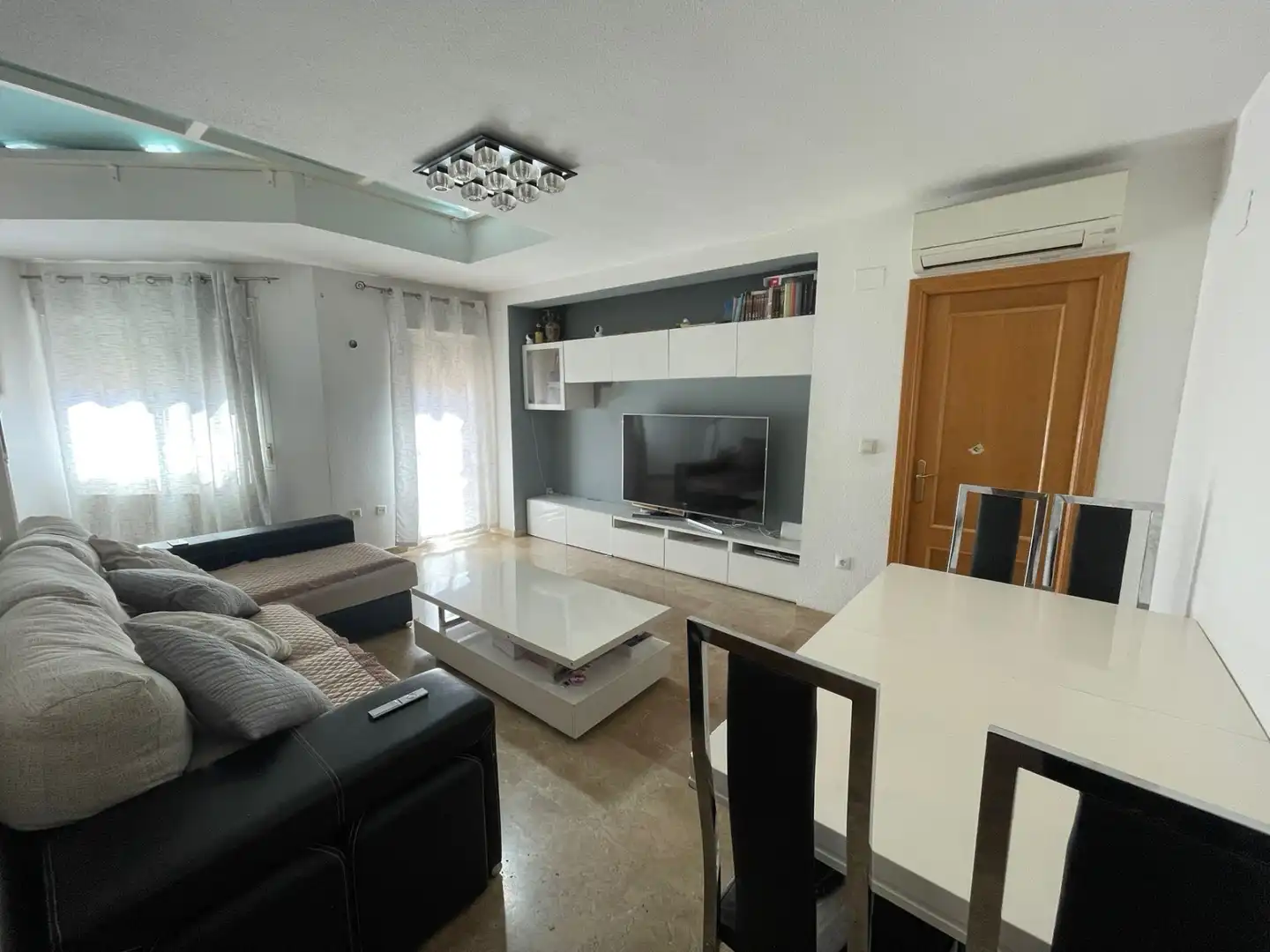 Living room of Duplexes for sale in Úbeda  with Air Conditioner, Heating and Balcony