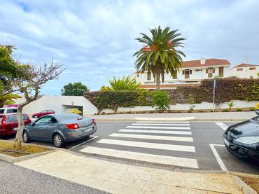 Dúplex con piscina en venta en Avenida Ocho de Marzo