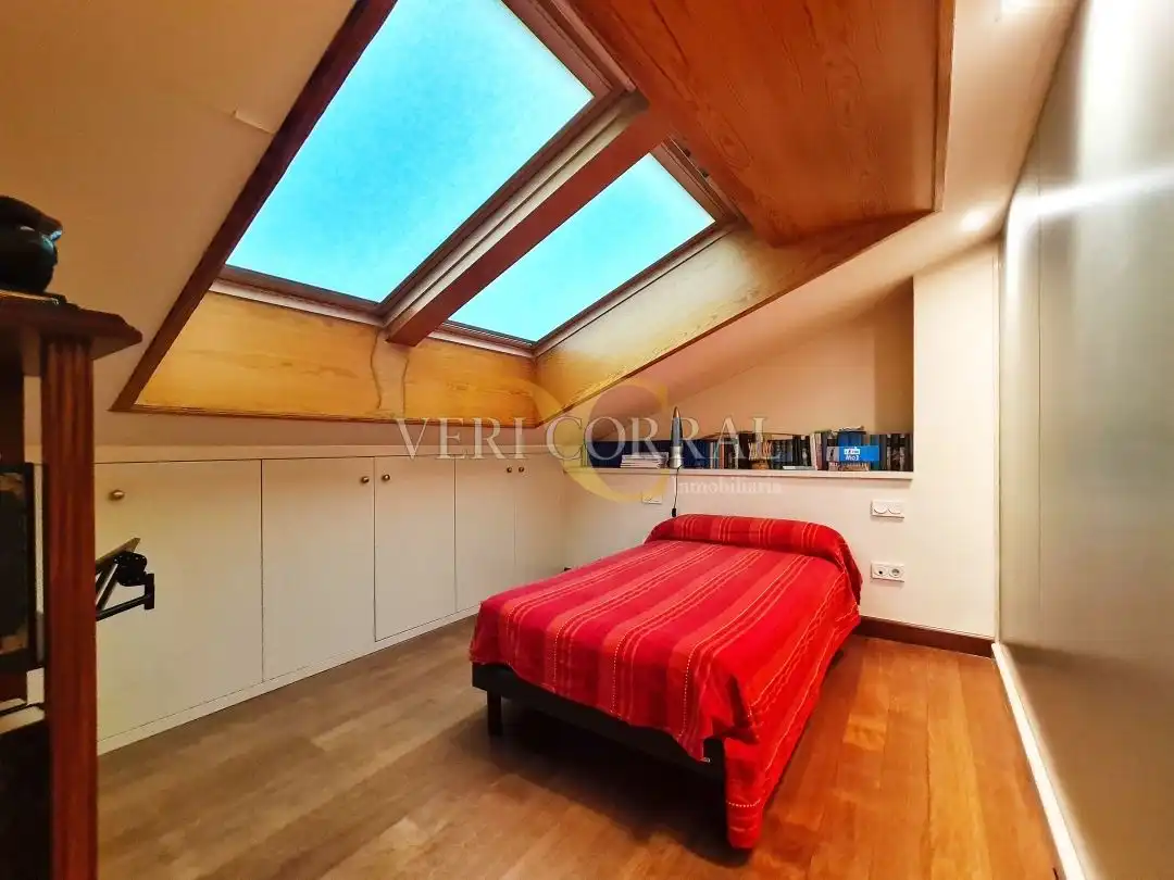 Bedroom of Flat for sale in Oviedo   with Heating, Terrace and Storage room