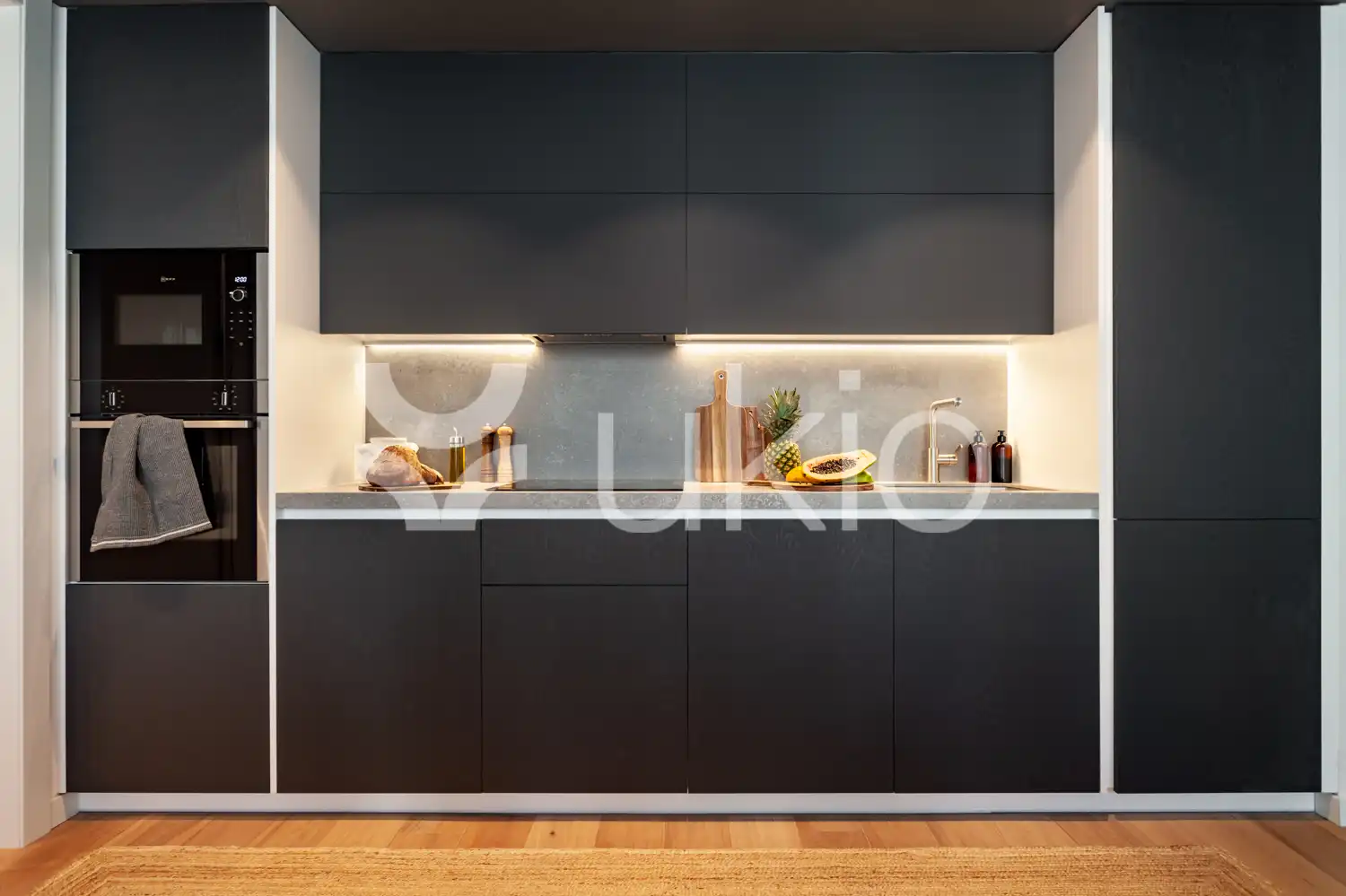 Cocina de Apartamento de alquiler en Barcelona con Aire acondicionado, Calefacción y Amueblado