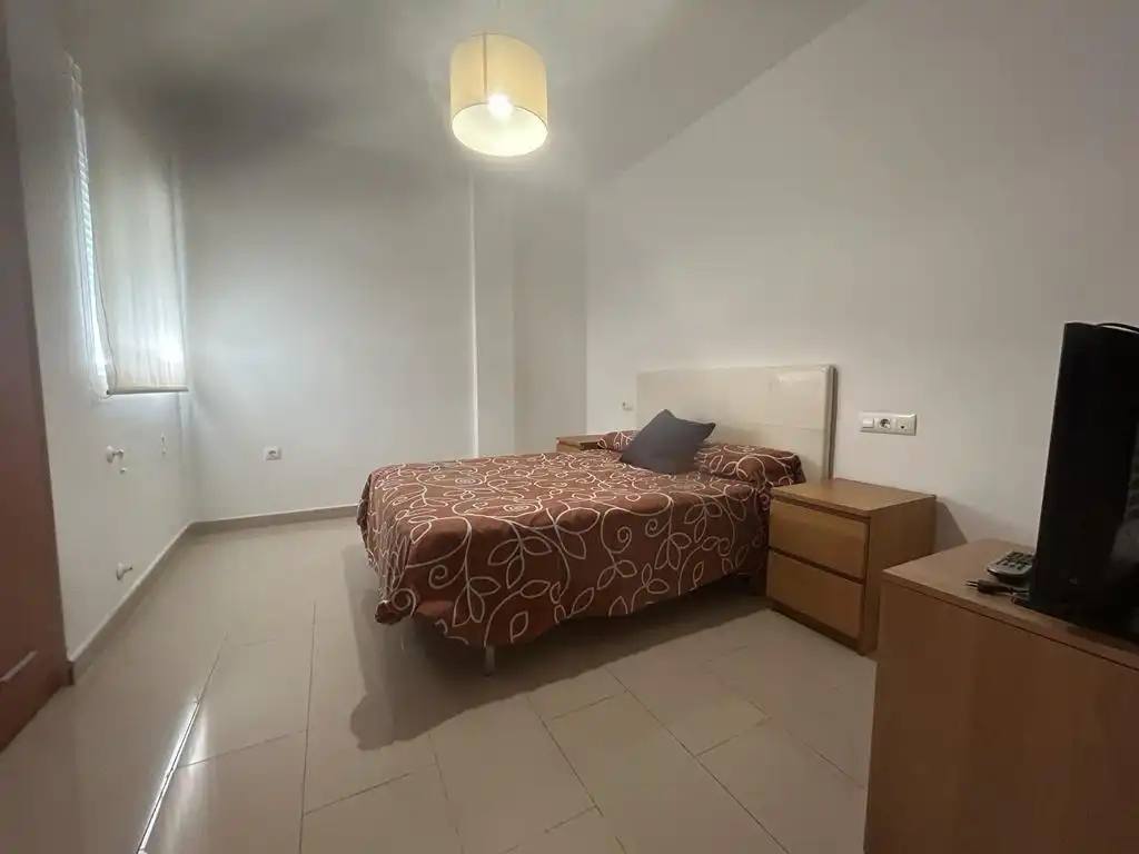 Dormitori de Apartament de lloguer en Villanueva de la Serena amb Aire condicionat, Traster i Moblat