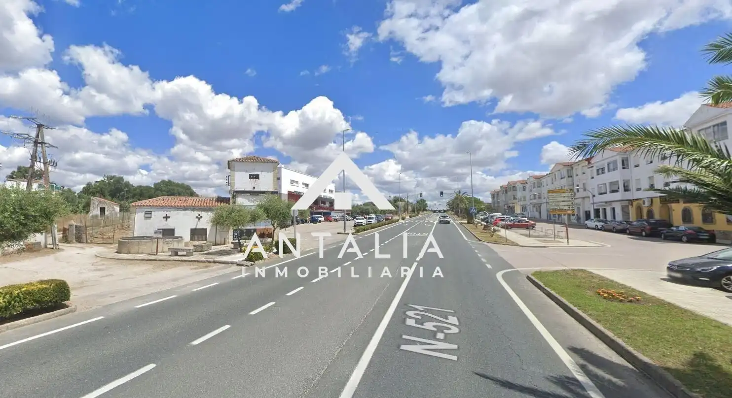 Terreni e lotti in vendita a Malpartida de Cáceres, imagen 3