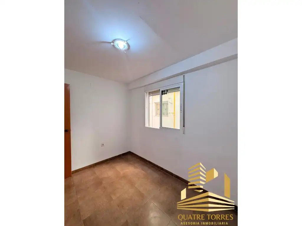 Habitación de Piso en venta en Valencia