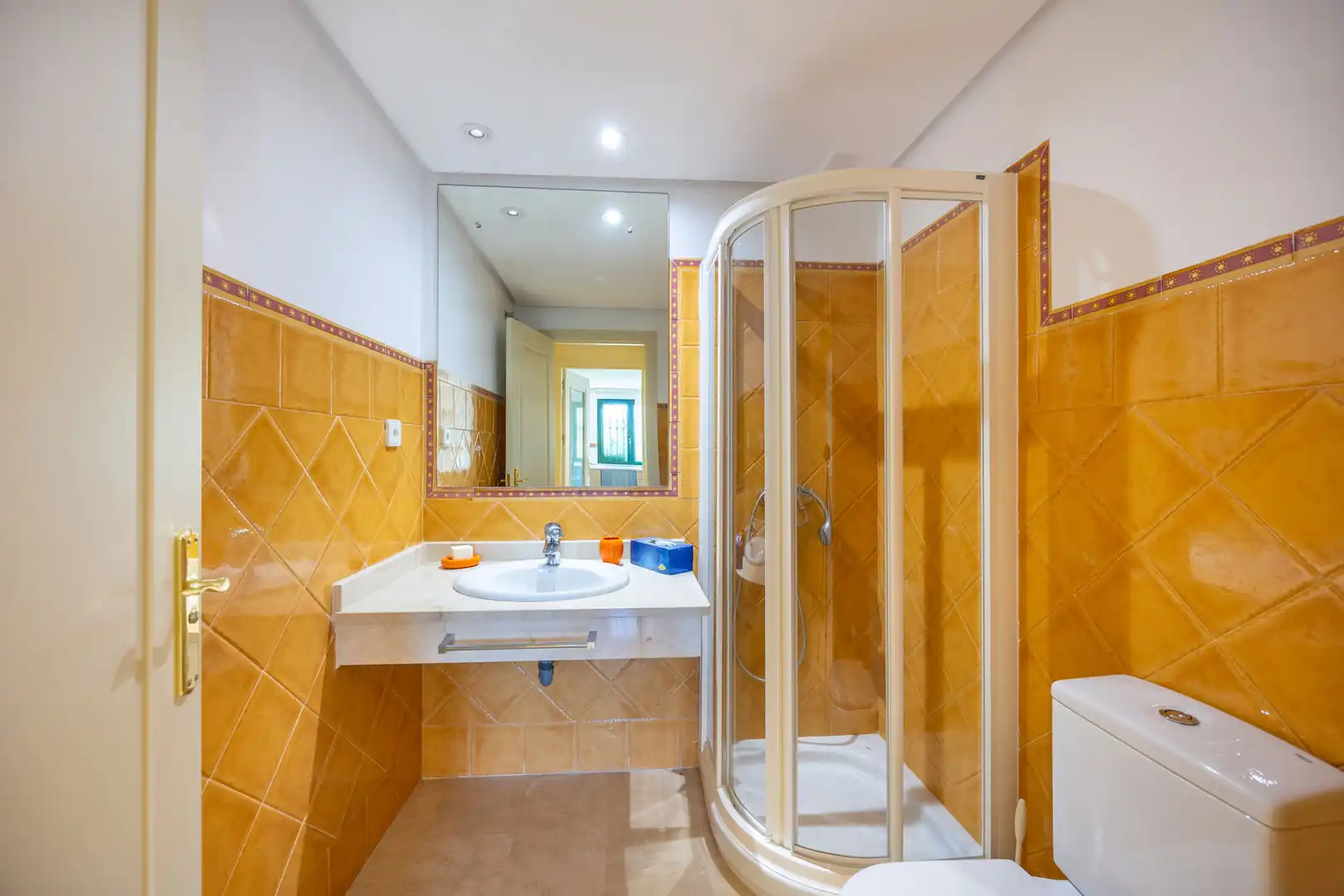 Casa aparellada amb piscina en venda a Sotogrande Alto, imagen 16