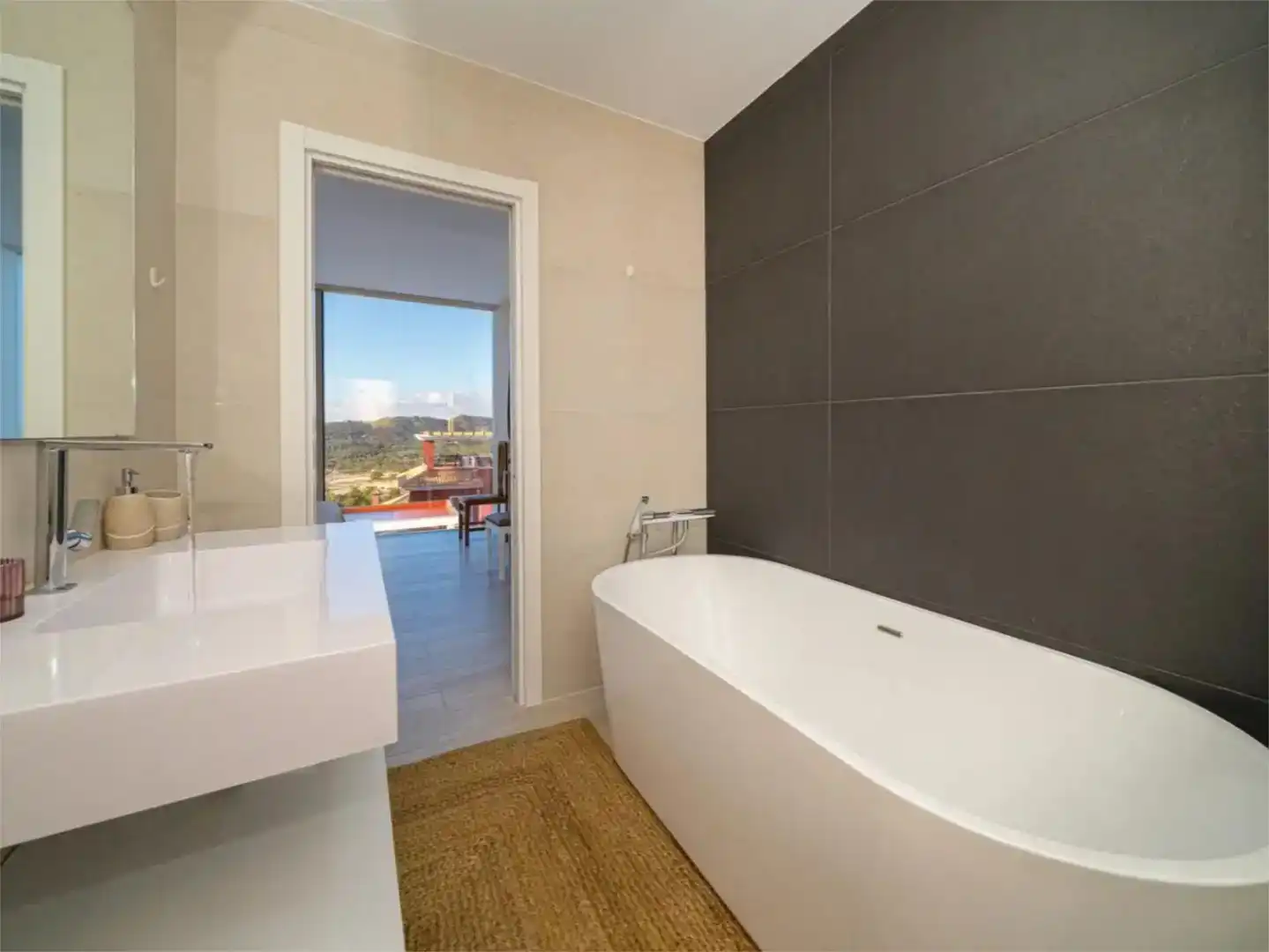 Bany de Casa o xalet en venda en Finestrat amb Aire condicionat, Piscina i Balcó