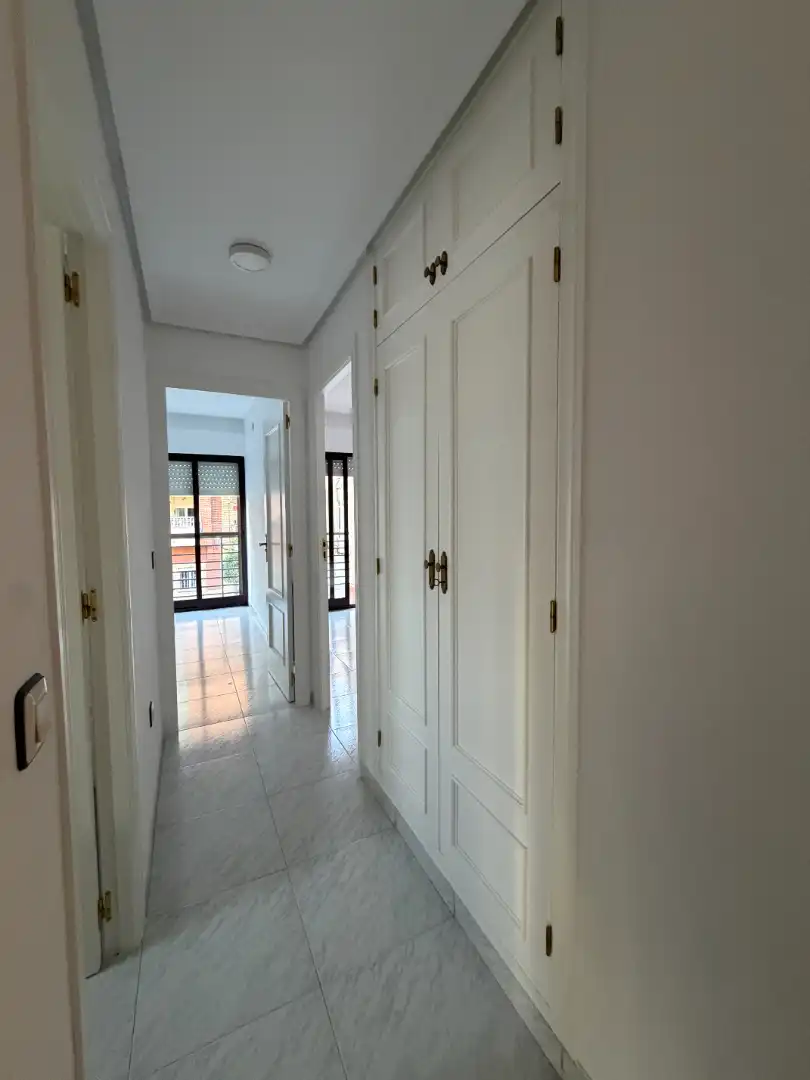 Wohnung zur Miete in Calle Sor Valentina Mirón, Los Pinos - El Pilar