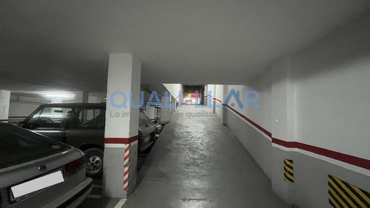 Garage to rent in Carrer de Josep Ricart, Roses - Castellbell
