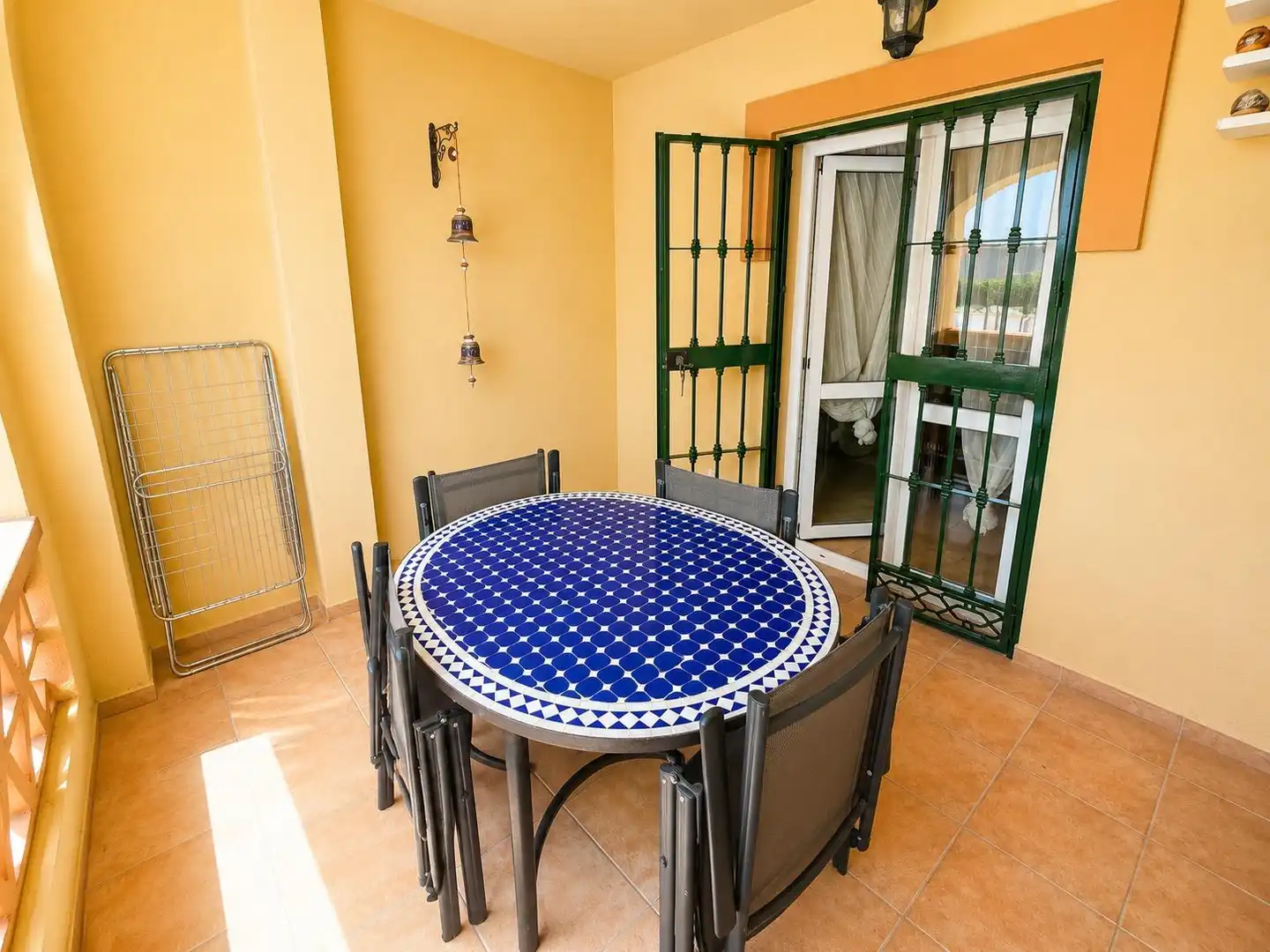 Terrassa de Planta baixa en venda en Nerja amb Aire condicionat, Terrassa i Moblat