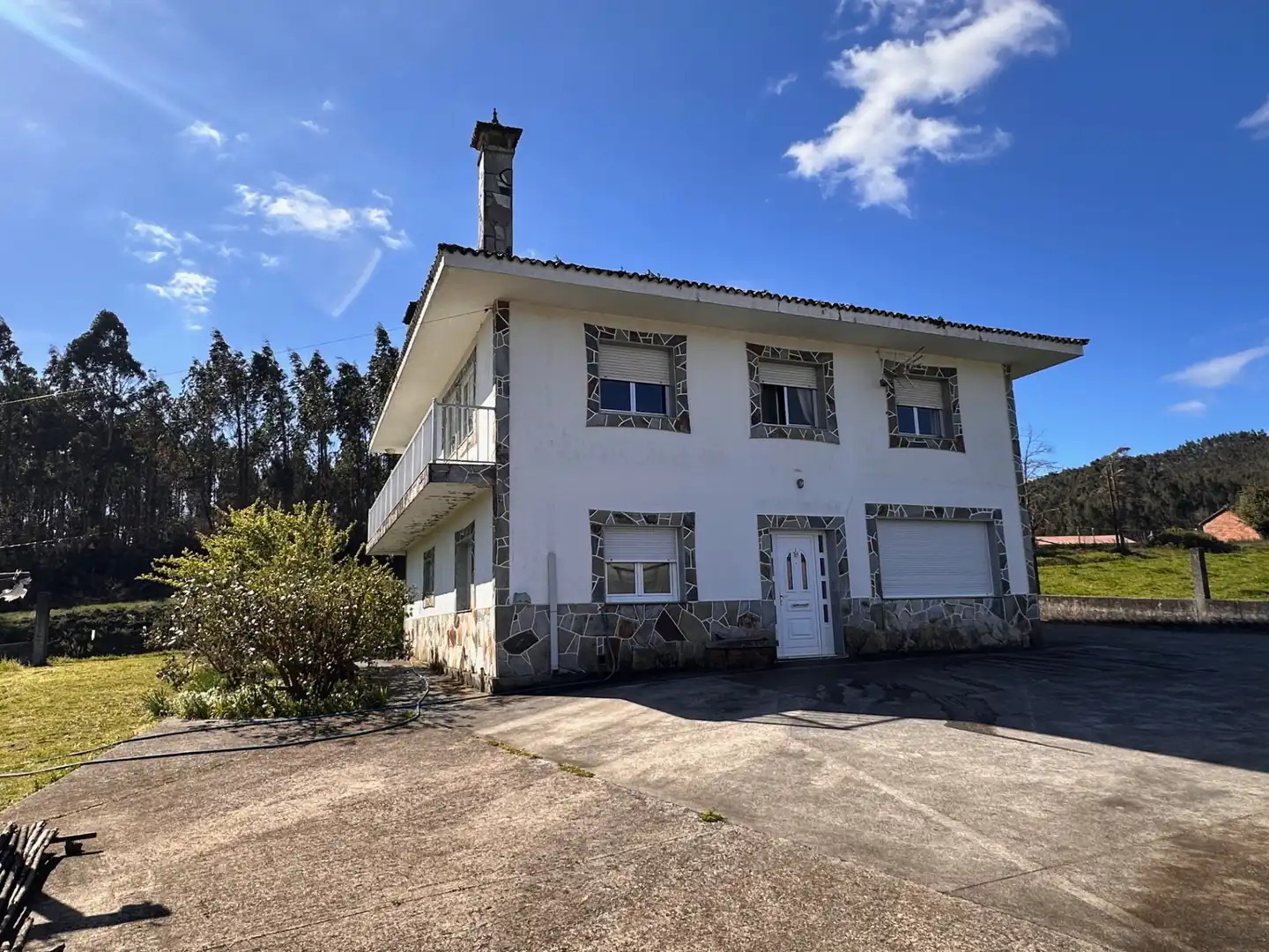 Vista exterior de Casa o chalet en venta en Boqueixón con Jardín privado, Amueblado y Balcón