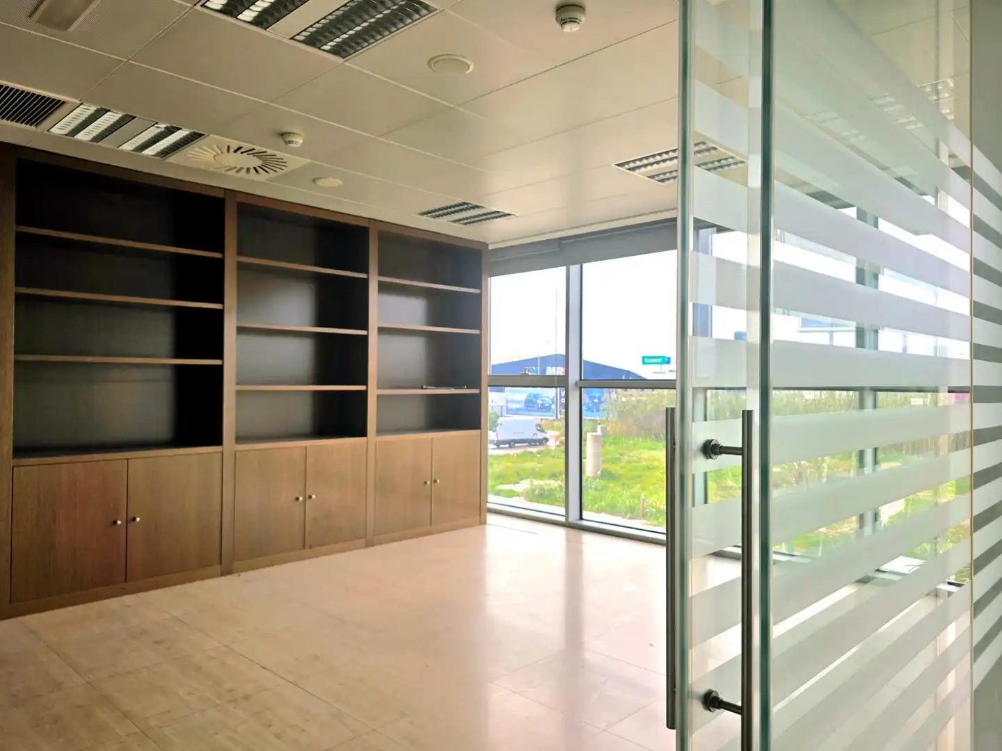 Office space with lift to rent in Sant Cosme - La Granja, imagen 8