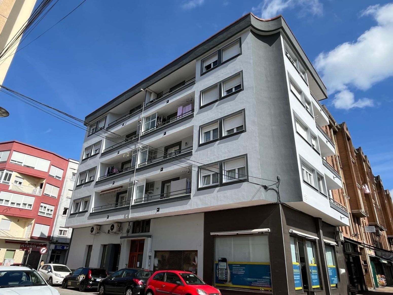 Exterior view of Flat for sale in Los Corrales de Buelna   with Heating, Parquet flooring and Balcony