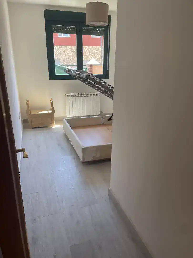 Habitación de Apartamento en venta en Fuensaldaña, Valladolid