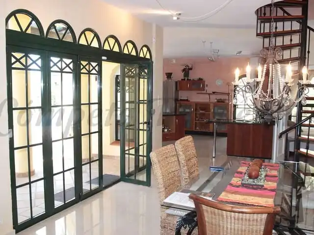 Houses for sale in Arenas