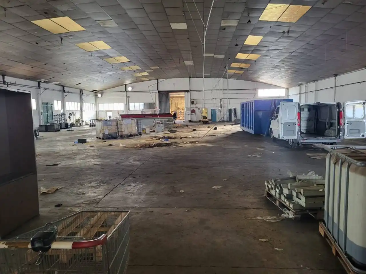 Industrial building to rent in Avenida Trabajadores, imagen 2