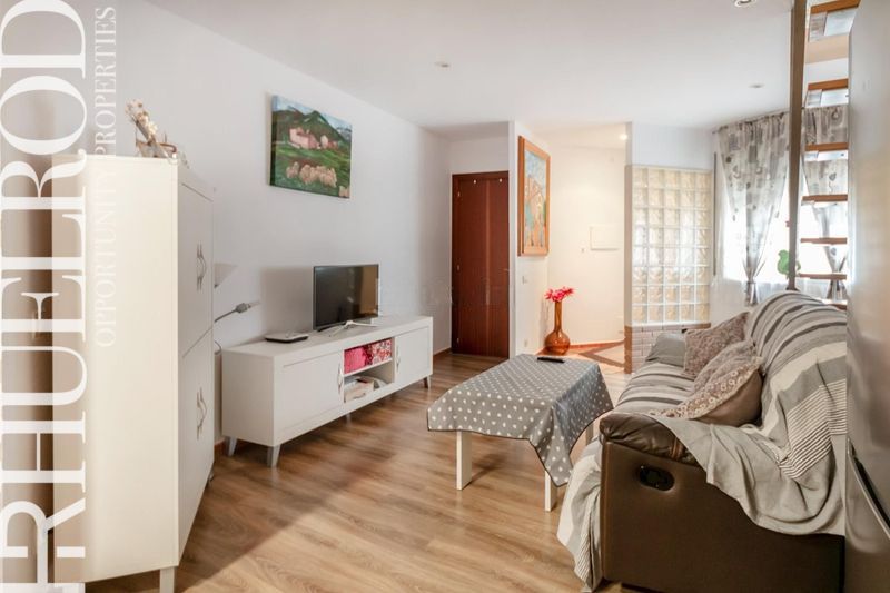 Sala d'estar de Pis en venda en Mataró amb Aire condicionat, Calefacció i Parquet