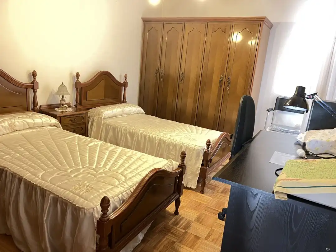 Piso en venta en Lugones