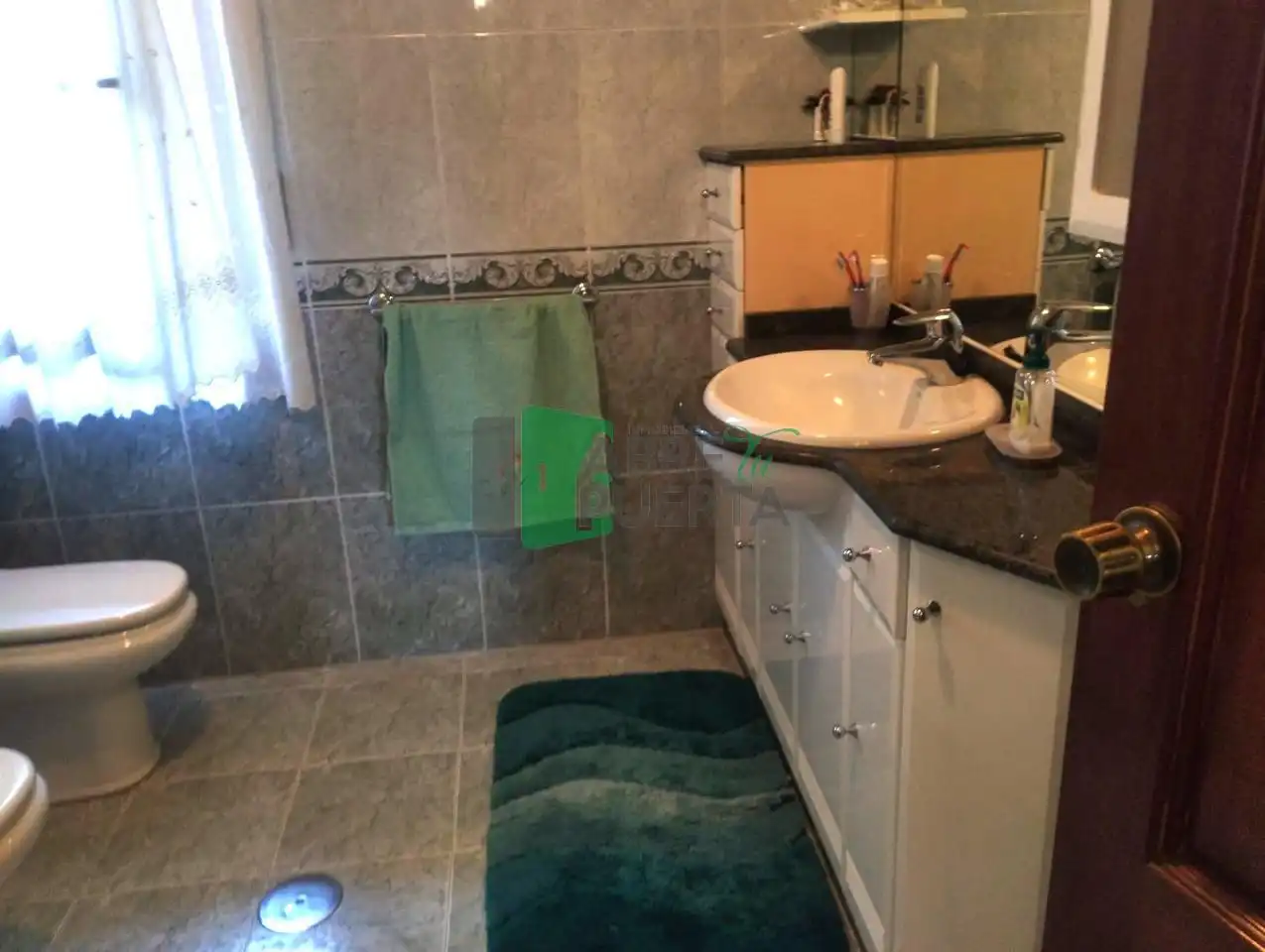 Bathroom of Houses for sale in Ourense Capital   with Heating, Private garden and Terrace
