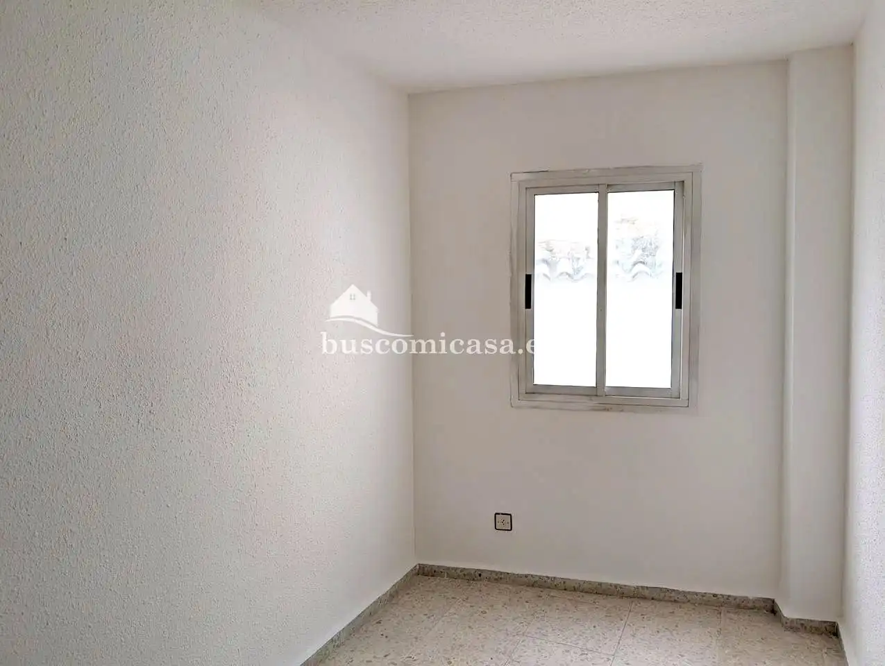 Habitación de Piso en venta en Jaén con Balcón