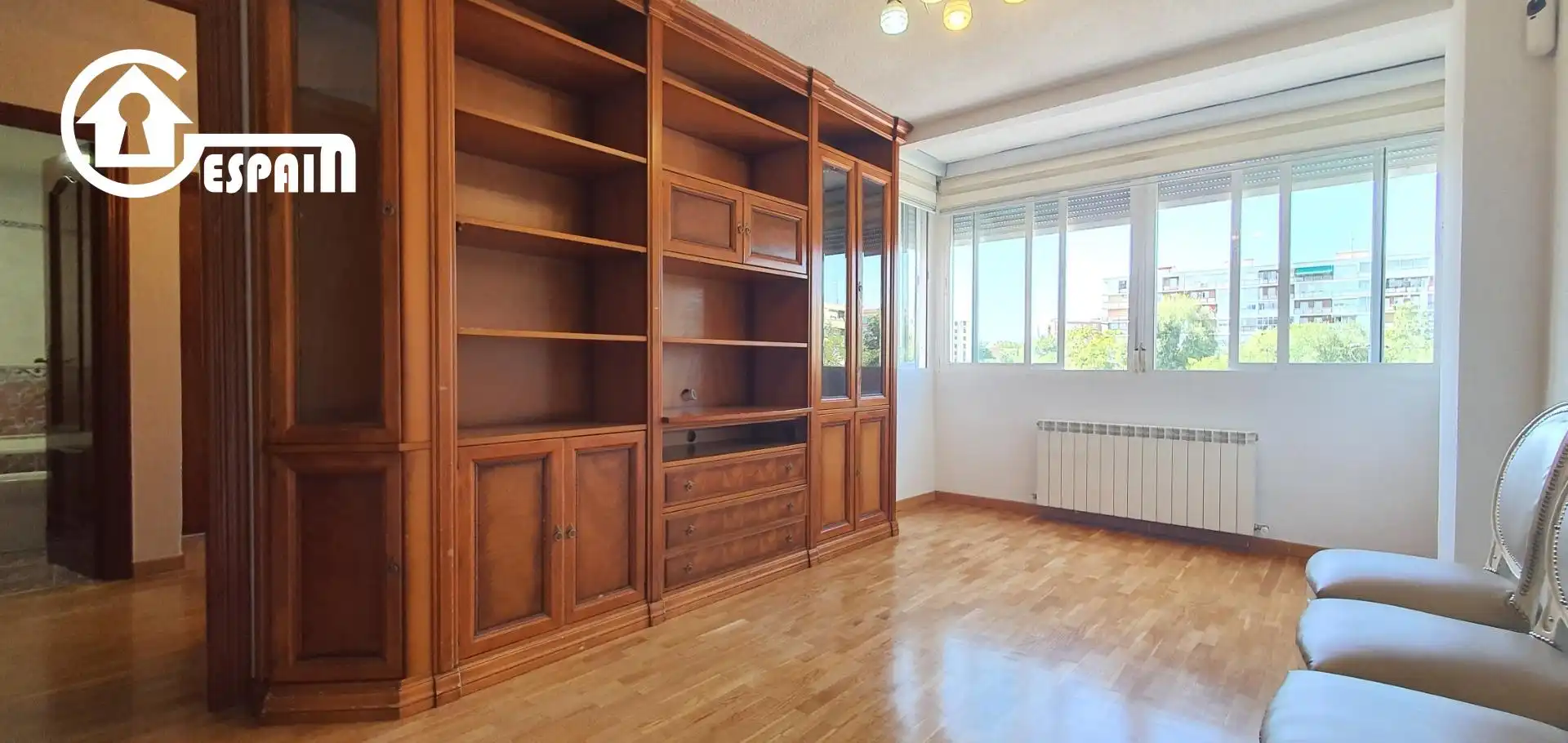 Habitación de Piso en venta en Madrid con Calefacción y Parquet