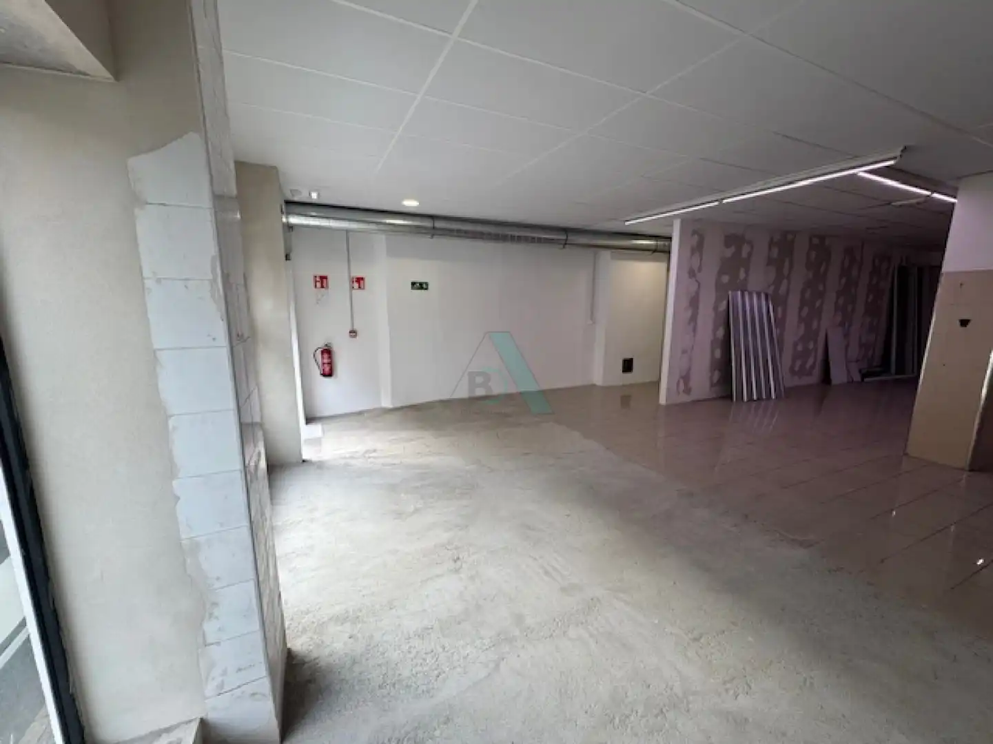 Business premises to rent in Llanes - Román Romano, imagen 5