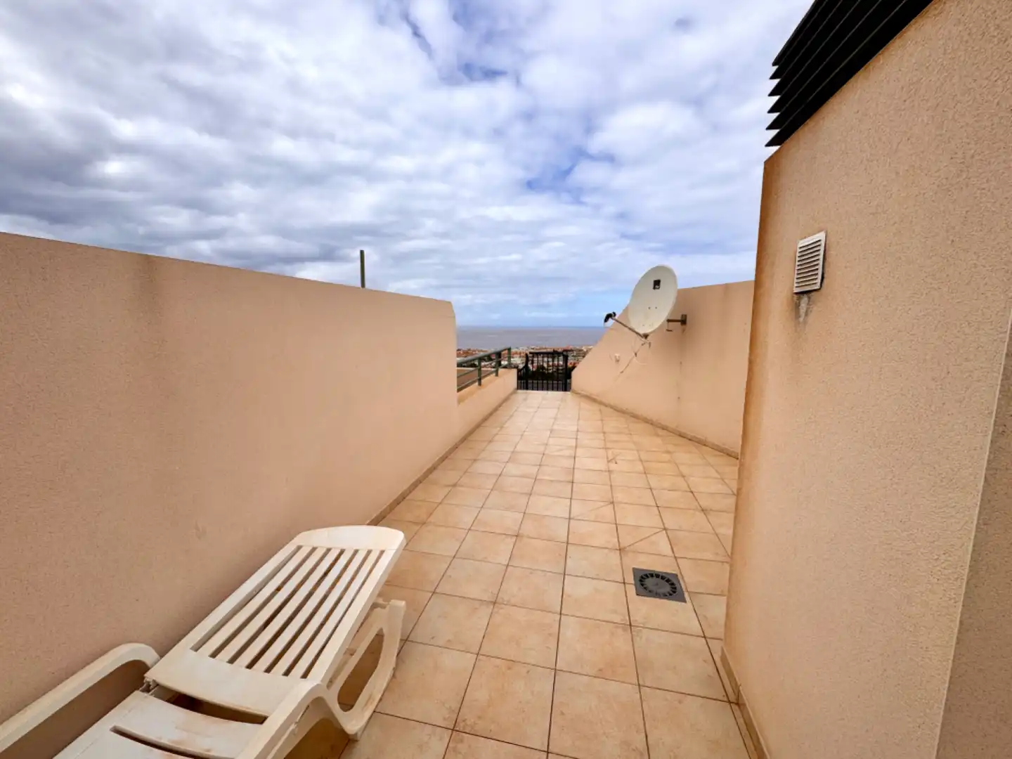 Terraza de Ático en venta en Adeje con Terraza, Trastero y Amueblado