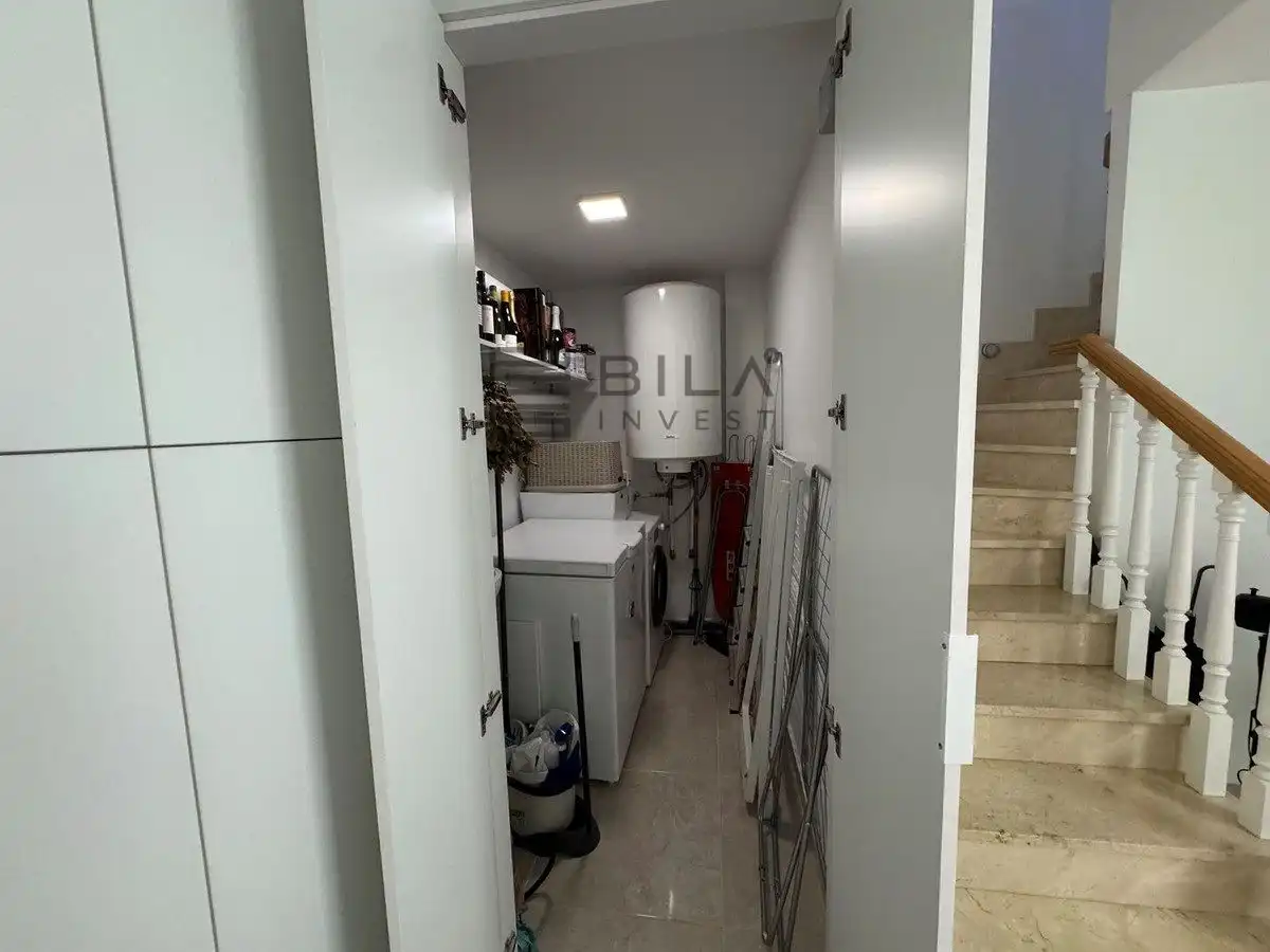 Adosado con piscina en venta en Benito de Jarales, imagen 23